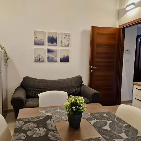Apartment Casa Elena By Tramonti L'Aquila