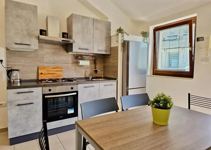 Casa Elena By Tramonti Apartament LʼAquila